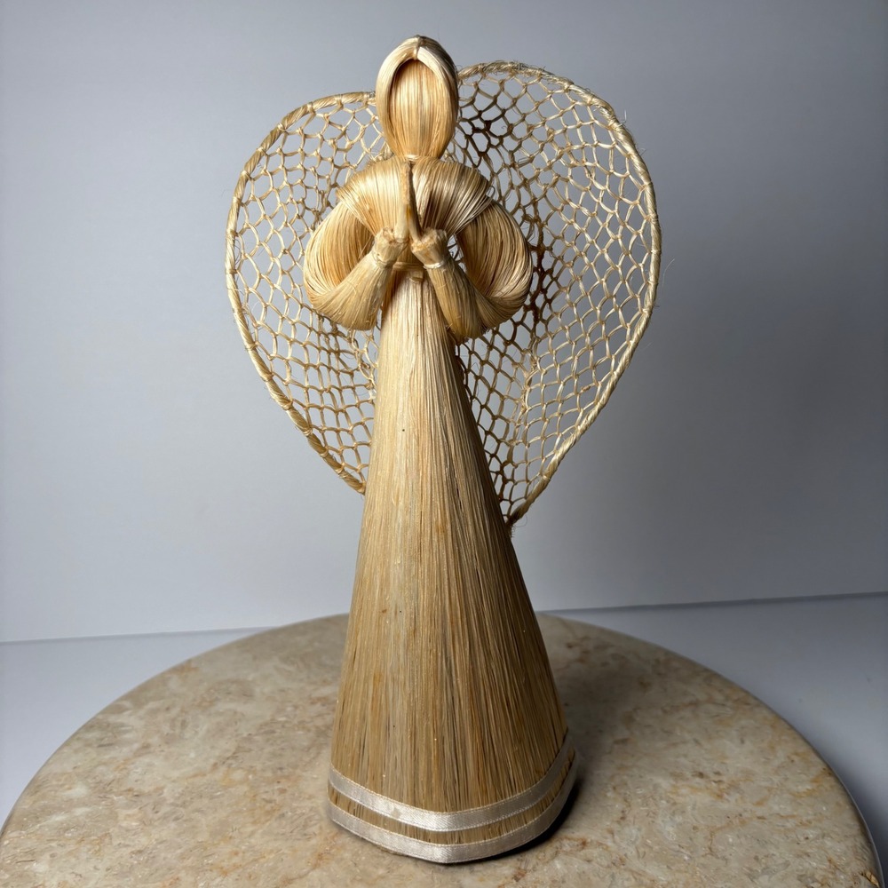 Vintage Natural‎ Straw Corn Husk Praying Angel Figurine Folk  Decor 8.5"